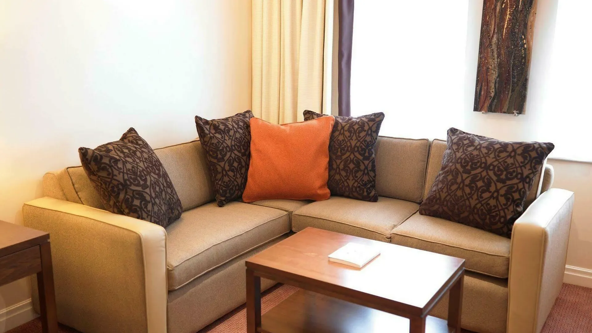 Best Western Plus Milford Hotel South Milford