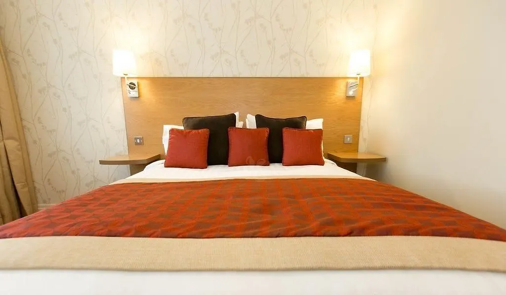 Best Western Plus Milford Hotel South Milford