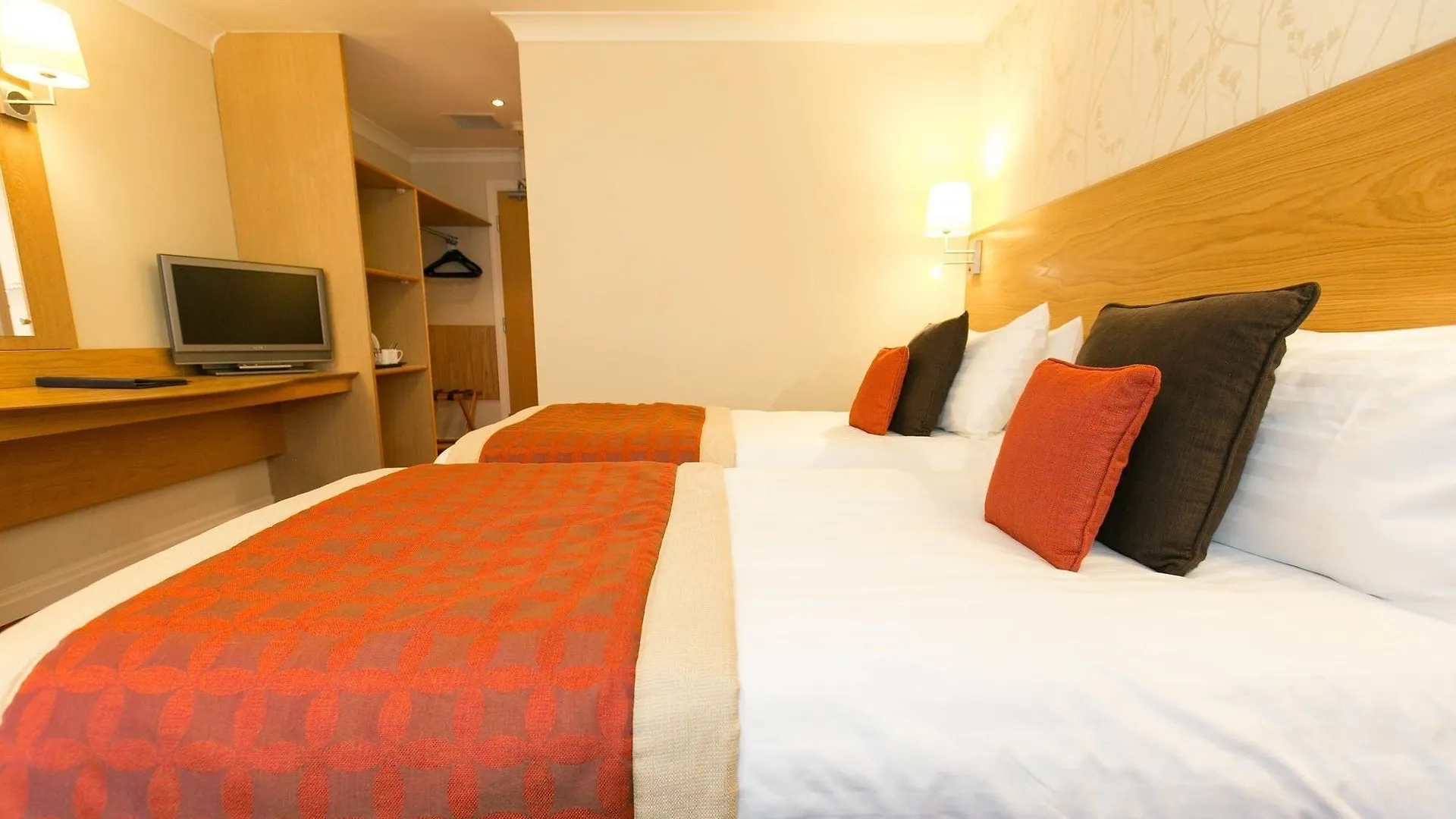 Best Western Plus Milford Hotel South Milford 3*,  United Kingdom