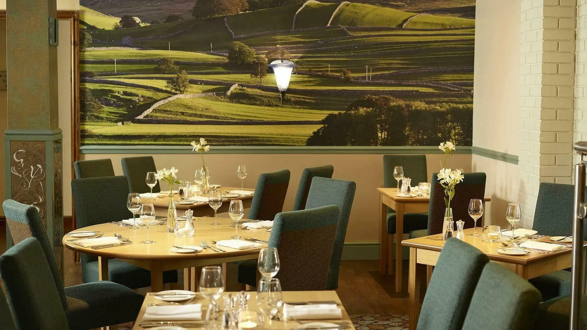 Best Western Plus Milford Hotel South Milford